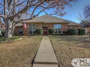 4511 Michelle Dr, Arlington, TX 76016