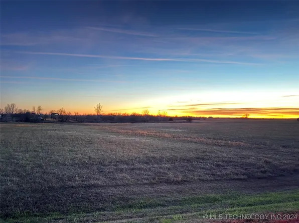 6 E 360th Rd, Talala, OK 74080