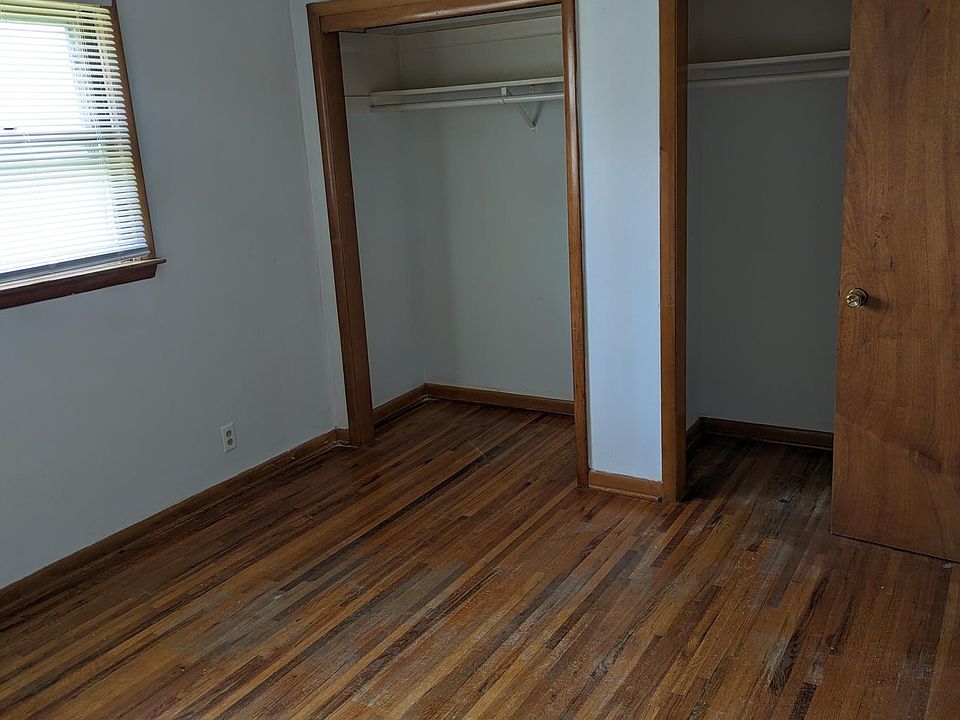 1200 N L St Fremont NE Zillow