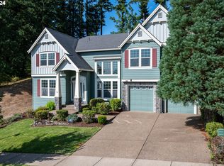 11181 SE Lenore St, Happy Valley, OR 97086