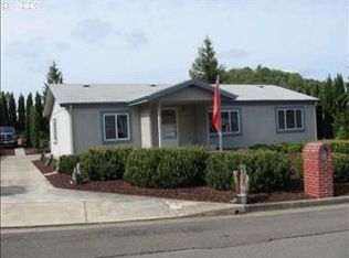 137 October Dr, Myrtle Creek, OR 97457