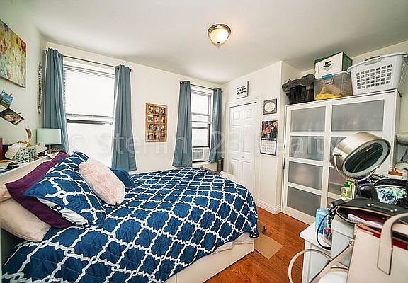 3rd image of 24-01 31st St #B3