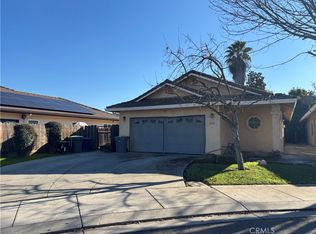 692 Gateway Cir, Merced, CA 95340