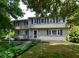 242 Pond St, Franklin, MA 02038