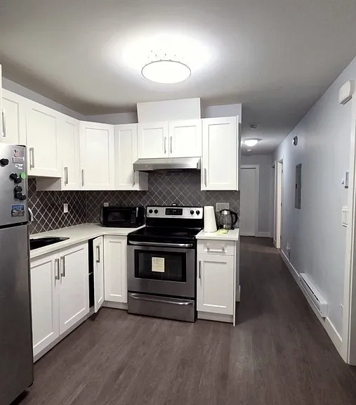 3771 Frances St — Photo 2