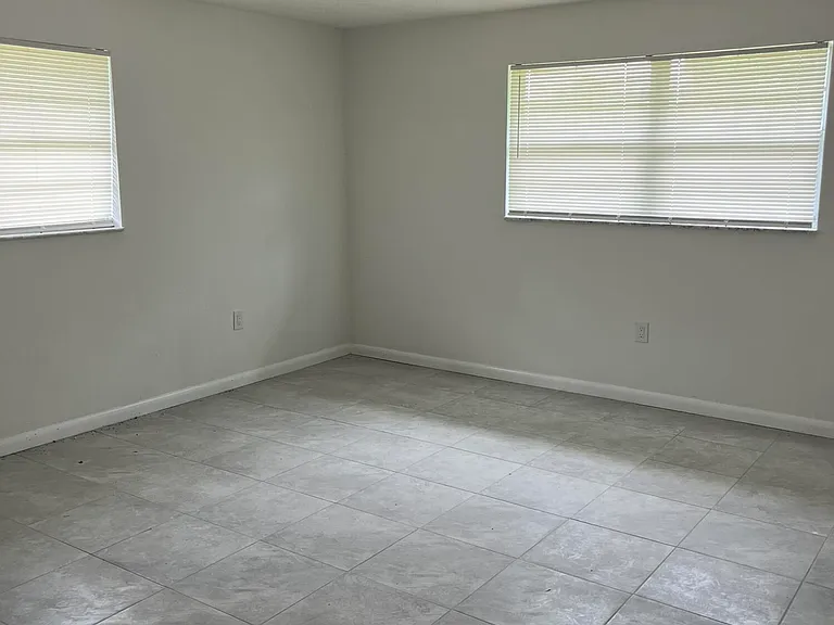 8956 SE 65th Way — Photo 14