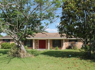 2510 Longwood Dr, Pearland, TX 77581