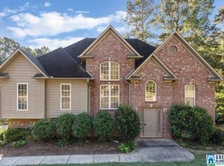137 Sugarberry Dr, Pelham, AL 35114