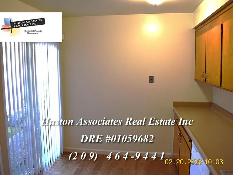 6713 N El Dorado St — Photo 5