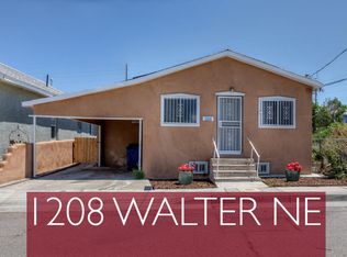 1208 Walter St NE, Albuquerque, NM 87102