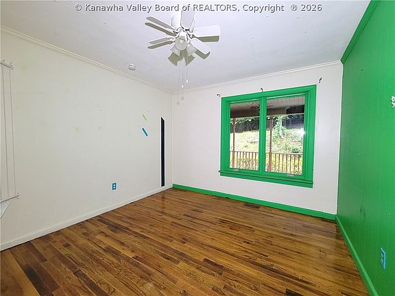 15th image of 3064 Middle Fork Dr