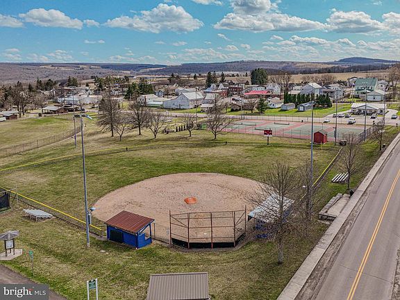 5th image of 20 Walnut Rdg