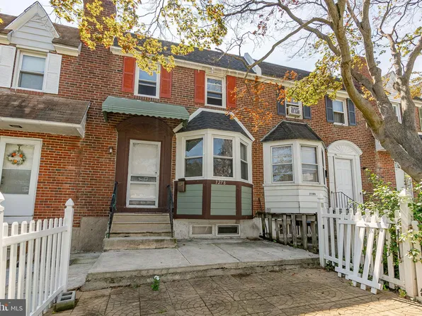 7278 Lamport Rd, Upper Darby, PA 19082