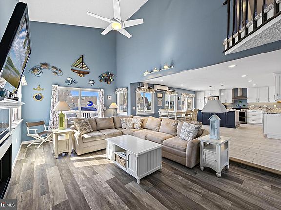 4th image of 112 Eliza Ln