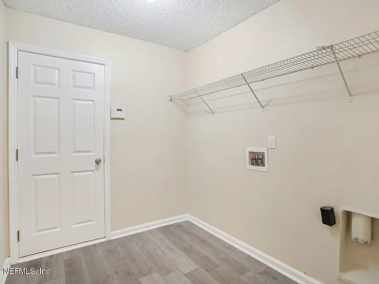 2346 Adams Lake Blvd — Photo 20