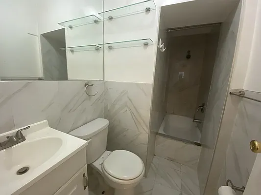 Rented by Compass | media 10