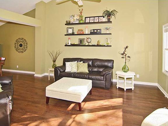 5th image of 12371 Ensley Dr