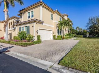 2431 Breakwater Way #102, Naples, FL 34112