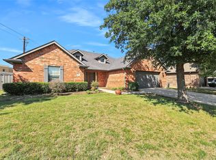 6601 Pine Hills Ln, Denton, TX 76210