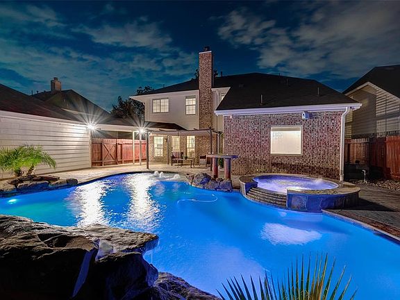 3rd image of 2814 Feather Glen Ct