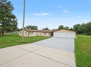 9220 McIntosh Rd, Dover, FL 33527