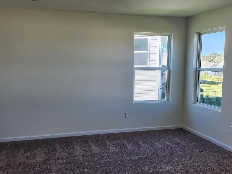 1544 Banham Dr — Photo 11