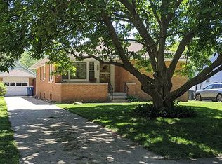 1609 W University Ave, Champaign, IL 61821