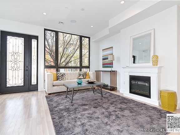 3rd image of 654A Halsey St