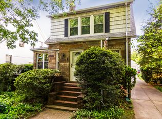 17307 Grand Central Pkwy, Jamaica Estates, NY 11432