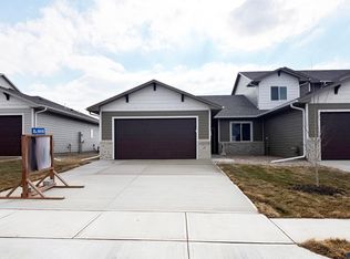 5221 E 67th St, Sioux Falls, SD 57108