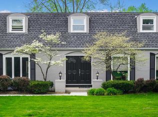 241 Farmington Dr, Columbus, OH 43213