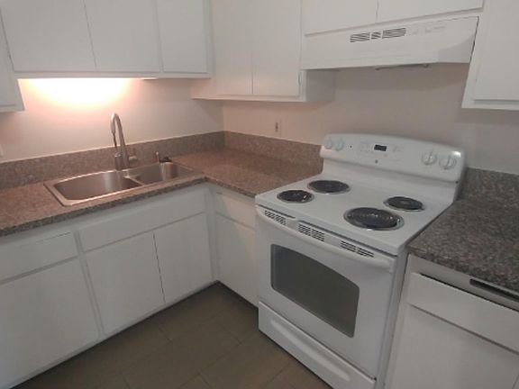 5th image of 312 Ellwood Beach Dr APT 45