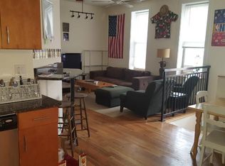 2837 N Damen Ave #1, Chicago, IL 60618