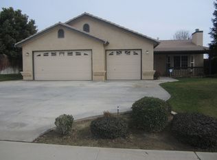 2906 Pinecreek Ct, Bakersfield, CA 93308
