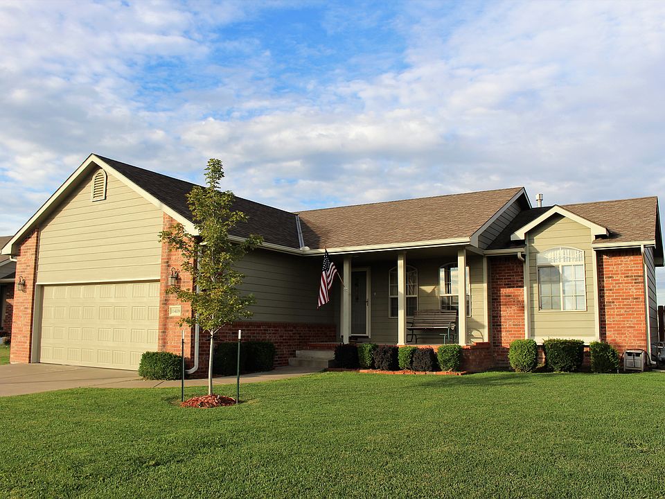 1st image of 1419 N Spring Ridge Dr