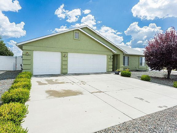 2nd image of 7001 E Loma Lane