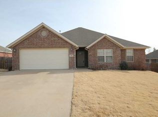 520 McKissic Spring Rd, Centerton, AR 72719