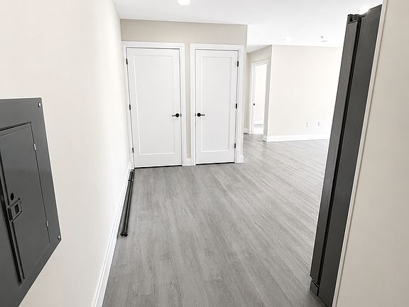2nd image of 1600 54th St #205