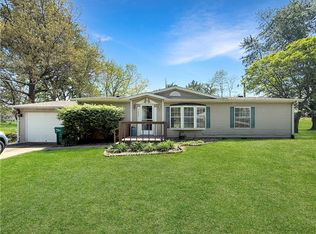 1005 E Alabama Ave, Casey, IL 62420