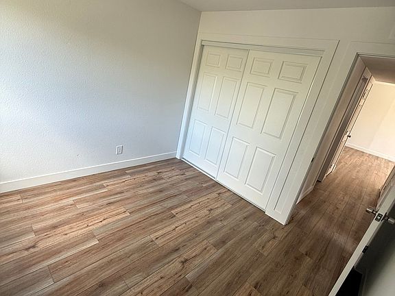 2nd image of 801-805 Monarch Cir #805-3