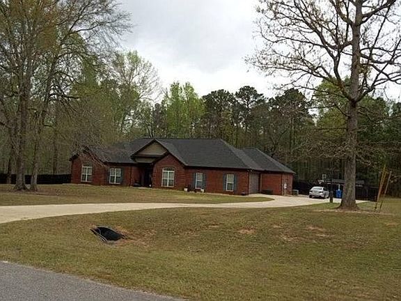 2nd image of 3072 Bentley Dr