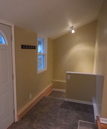 2nd image of 225 E Lahman St
