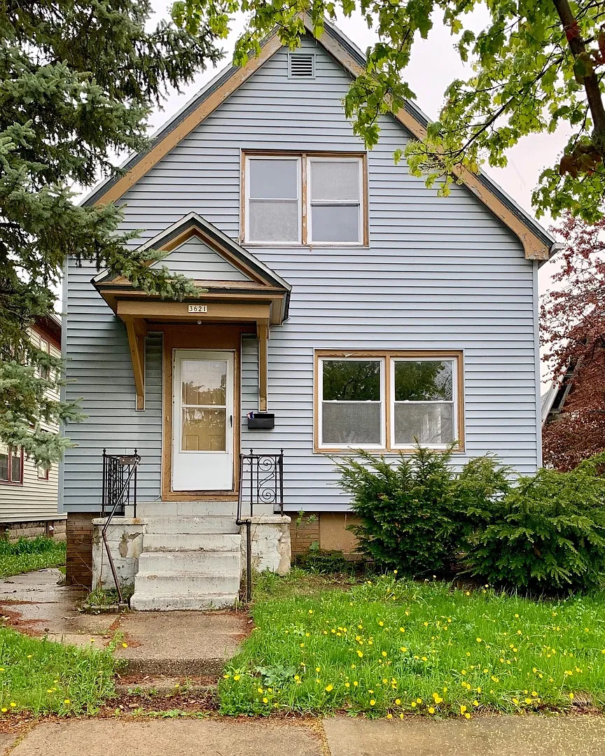 Single Family Home — Photo 1