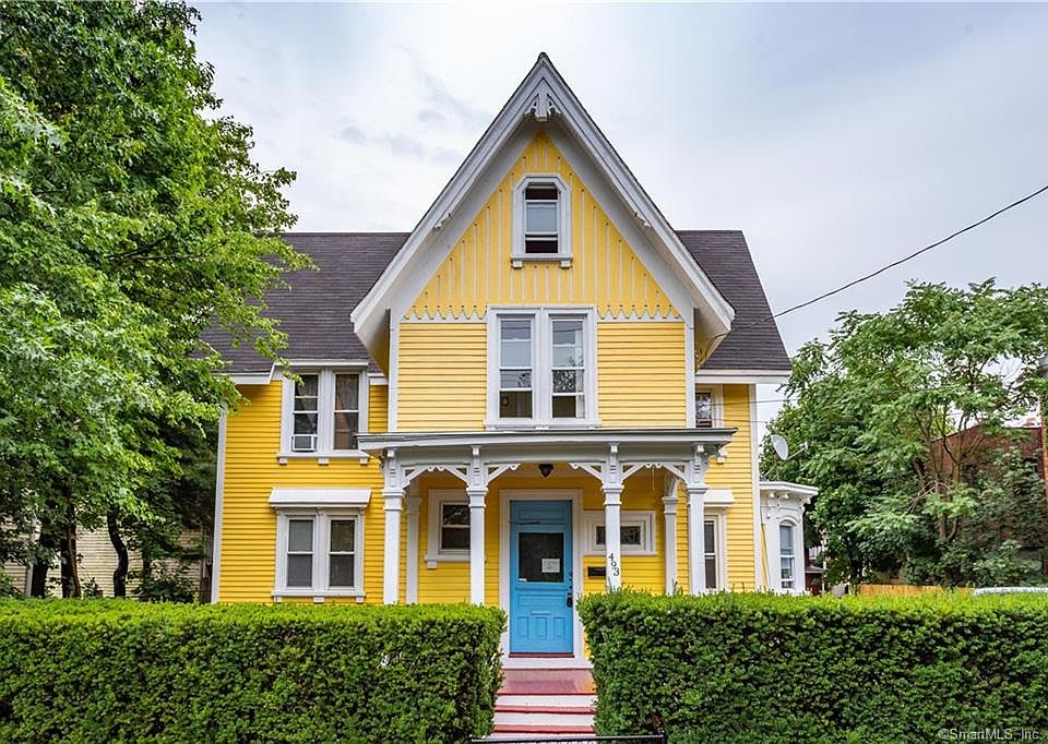 1st image of 493 Howard Ave