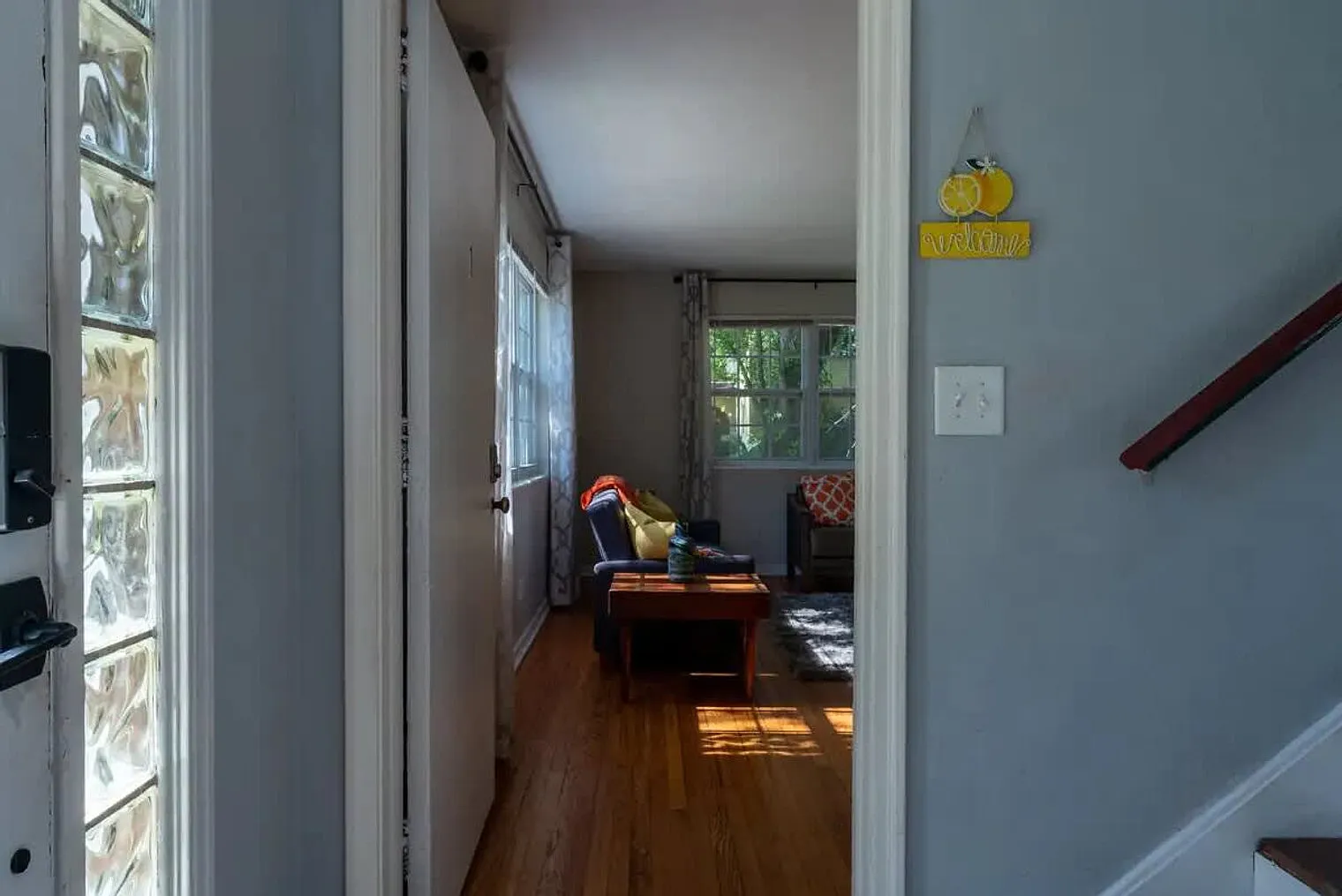 1 bed, 1.0 bath, 893 sqft, $2,241 — Photo 4