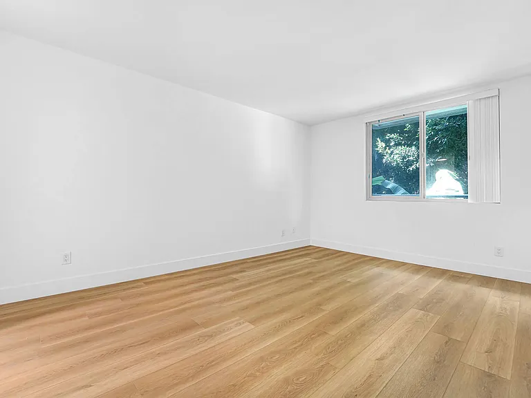 801 2nd Street — Photo 15