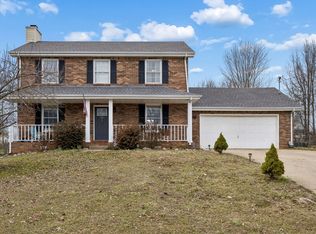 1112 Lamont Ct, Clarksville, TN 37042