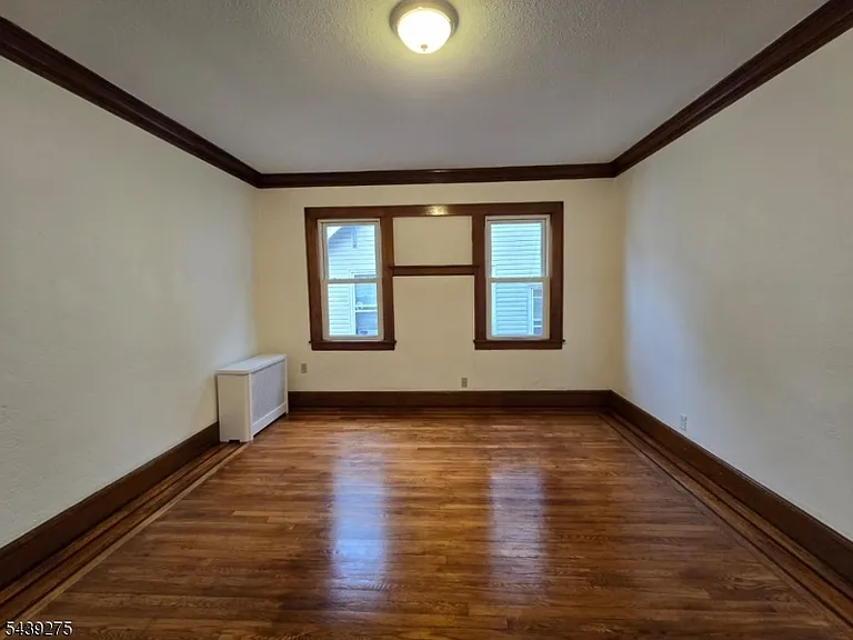 27 Cleveland Ave — Photo 8