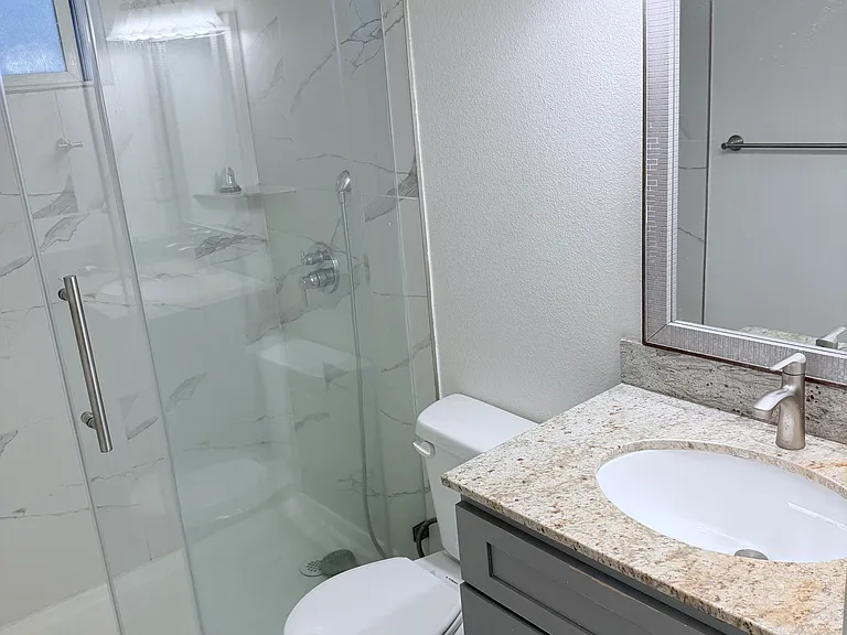 108 E Wakefield Ave #17 — Photo 6