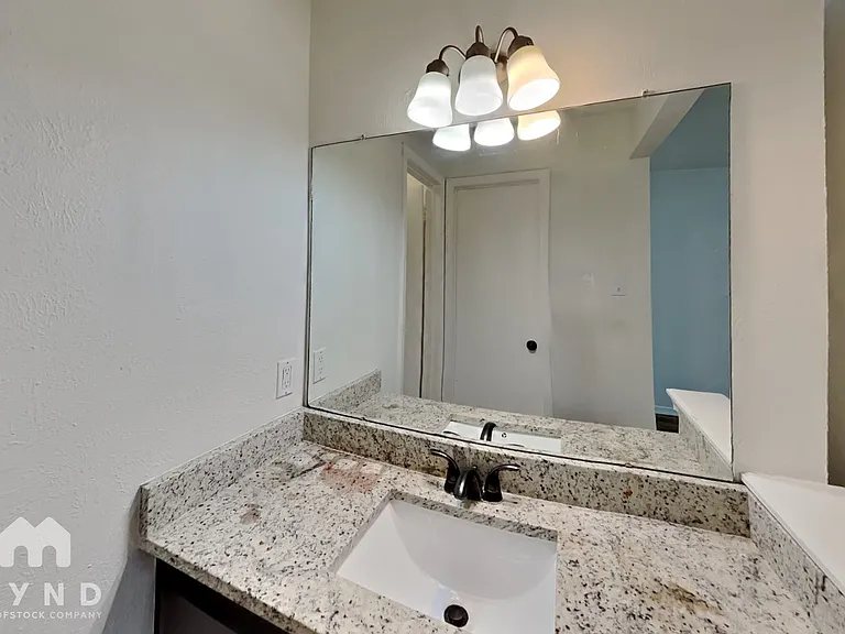 6708 Oriole Ct — Photo 13